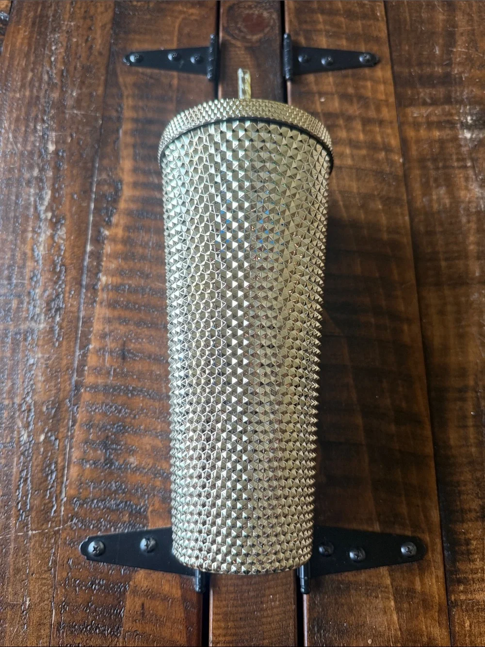 Starbucks Holiday 2021 Metallic Gold Studded Tumbler 24oz Venti Cold Cup
